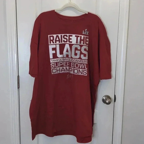 Fanatics Men's Branded Red Tampa Bay Buccaneers Super Bowl LV - Picture 2 of 12